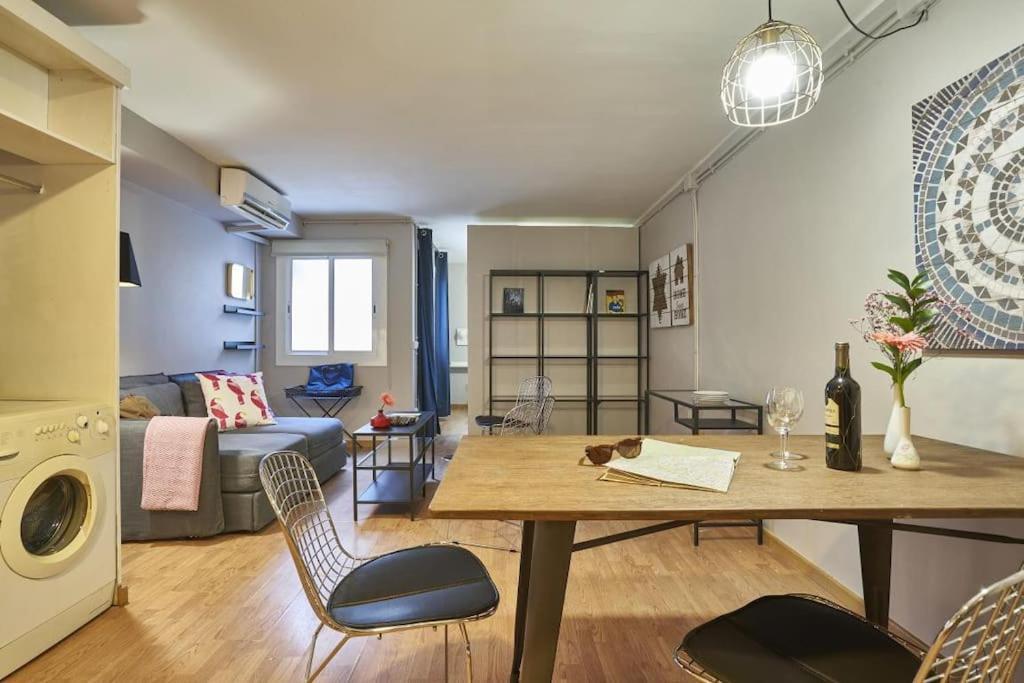 Bebarceloner Sant Andreu Apartments - 1 Bedroom Ngoại thất bức ảnh