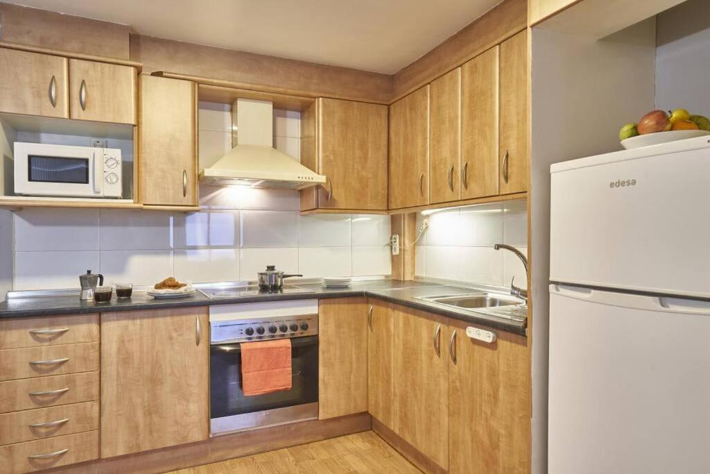 Bebarceloner Sant Andreu Apartments - 1 Bedroom Ngoại thất bức ảnh